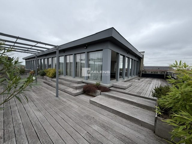 Appartement 4 pièces 136 m² · à Roubaix · 136 m² · 483 000 €